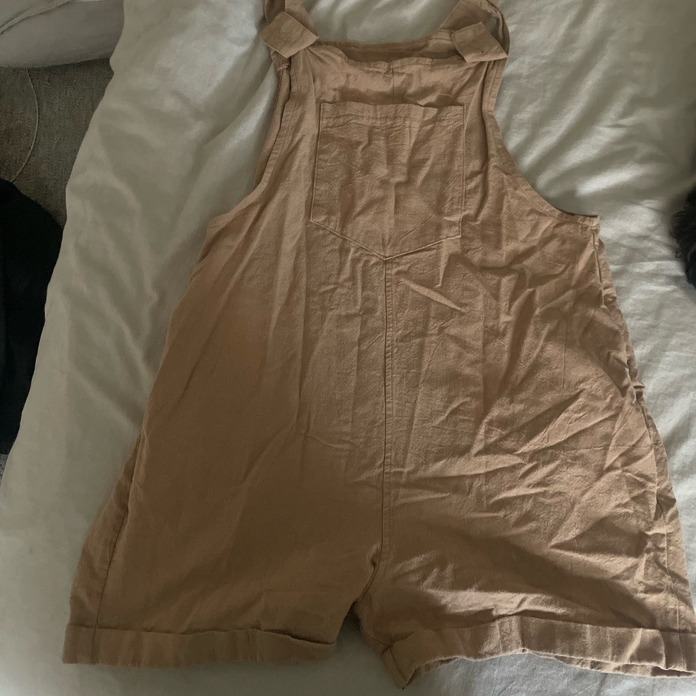 Cargo Overall shorts 

Brown - Picture 2 of 3